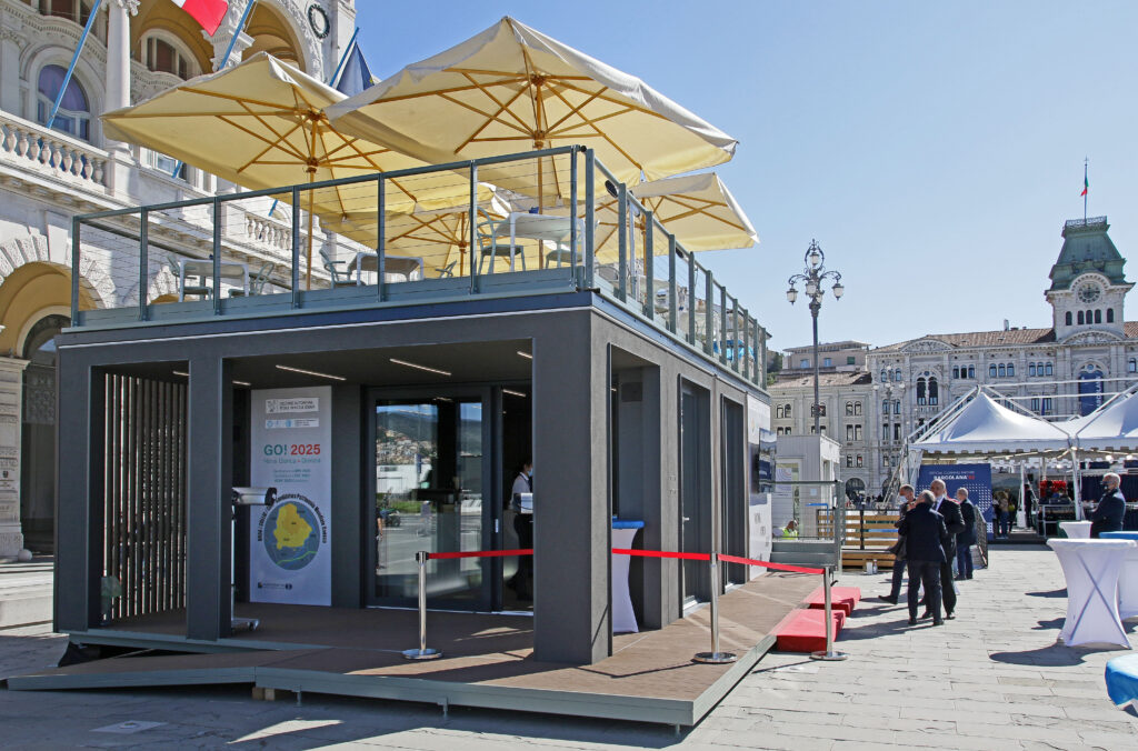 Lasorte Trieste 08/10/20 - Piazza Unità, Stand Camera di Commercio